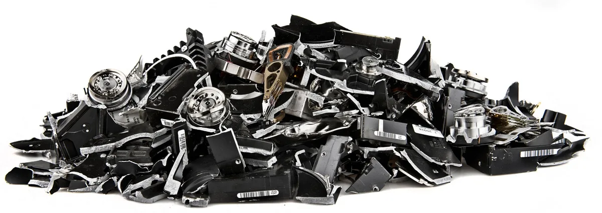 Destrucción física de discos duros y medios